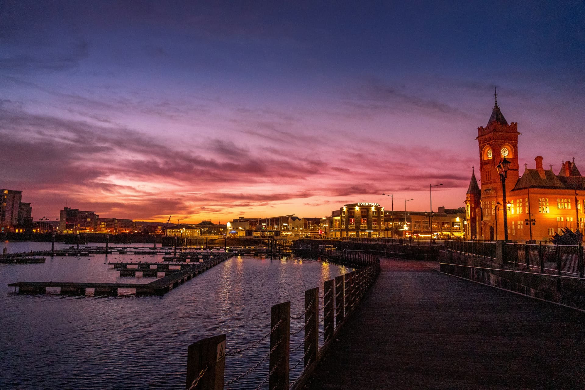 Cardiff & Newport — local landmark and streetscape