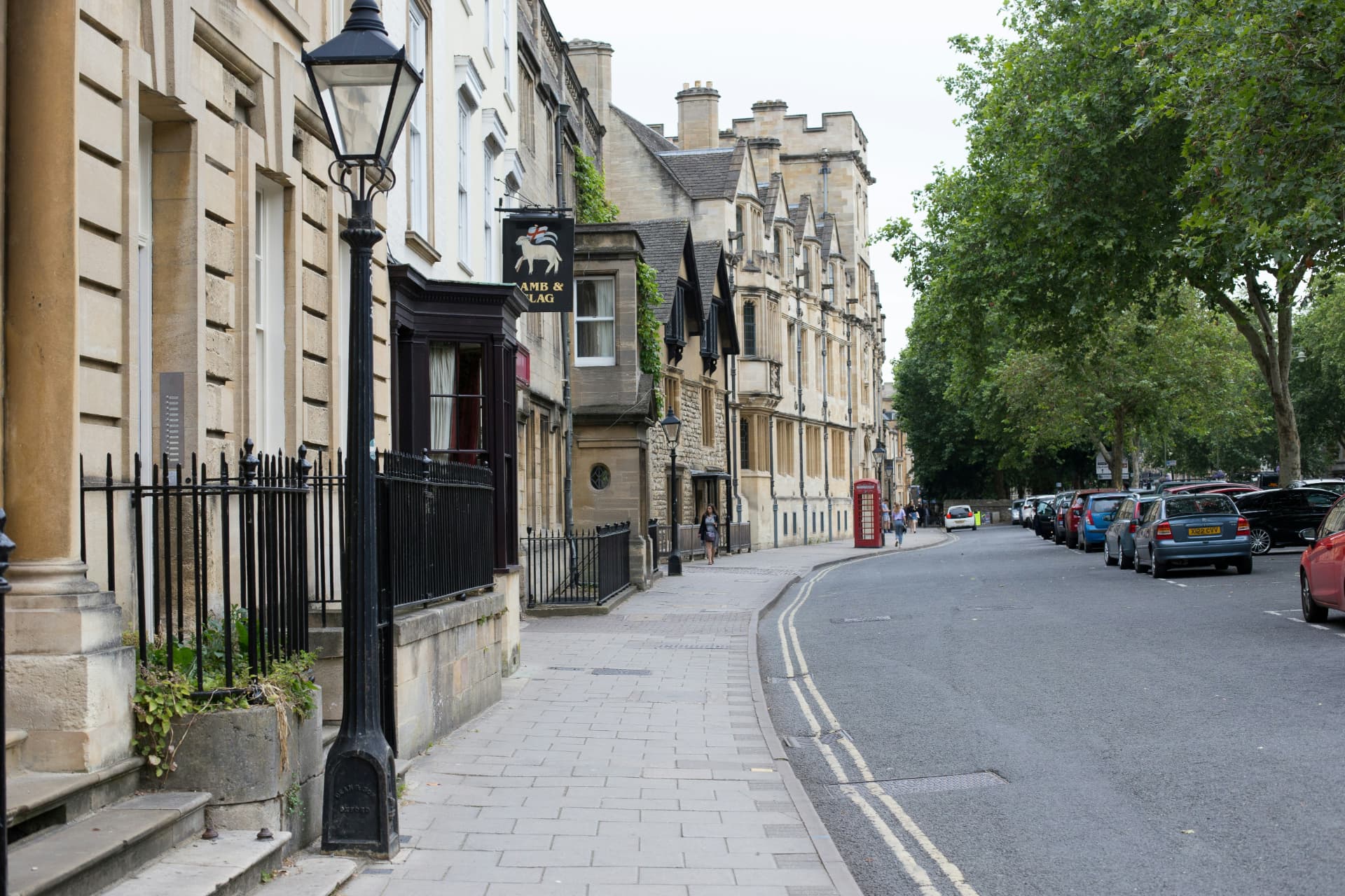Oxford — local landmark and streetscape