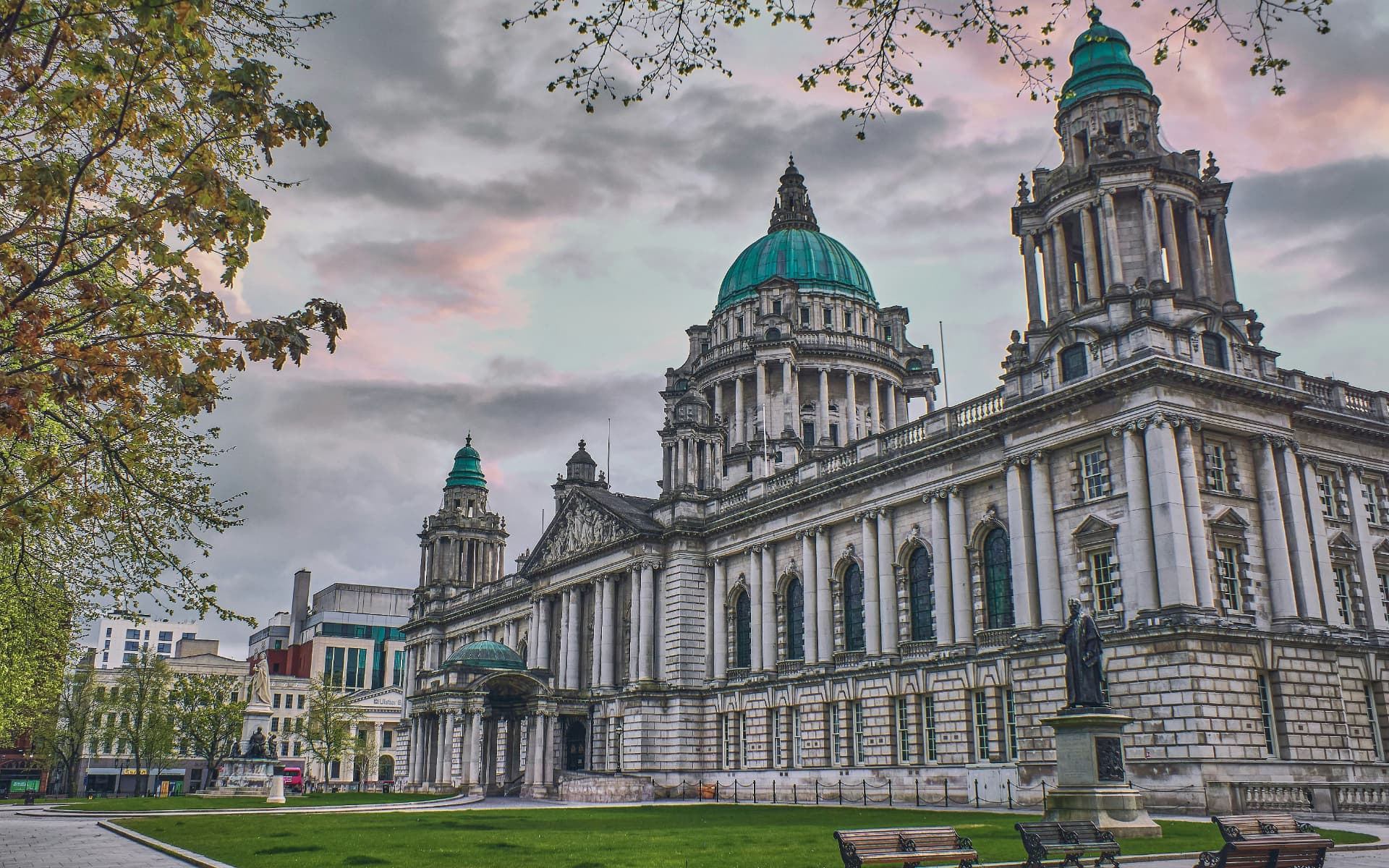 Belfast — local landmark and streetscape