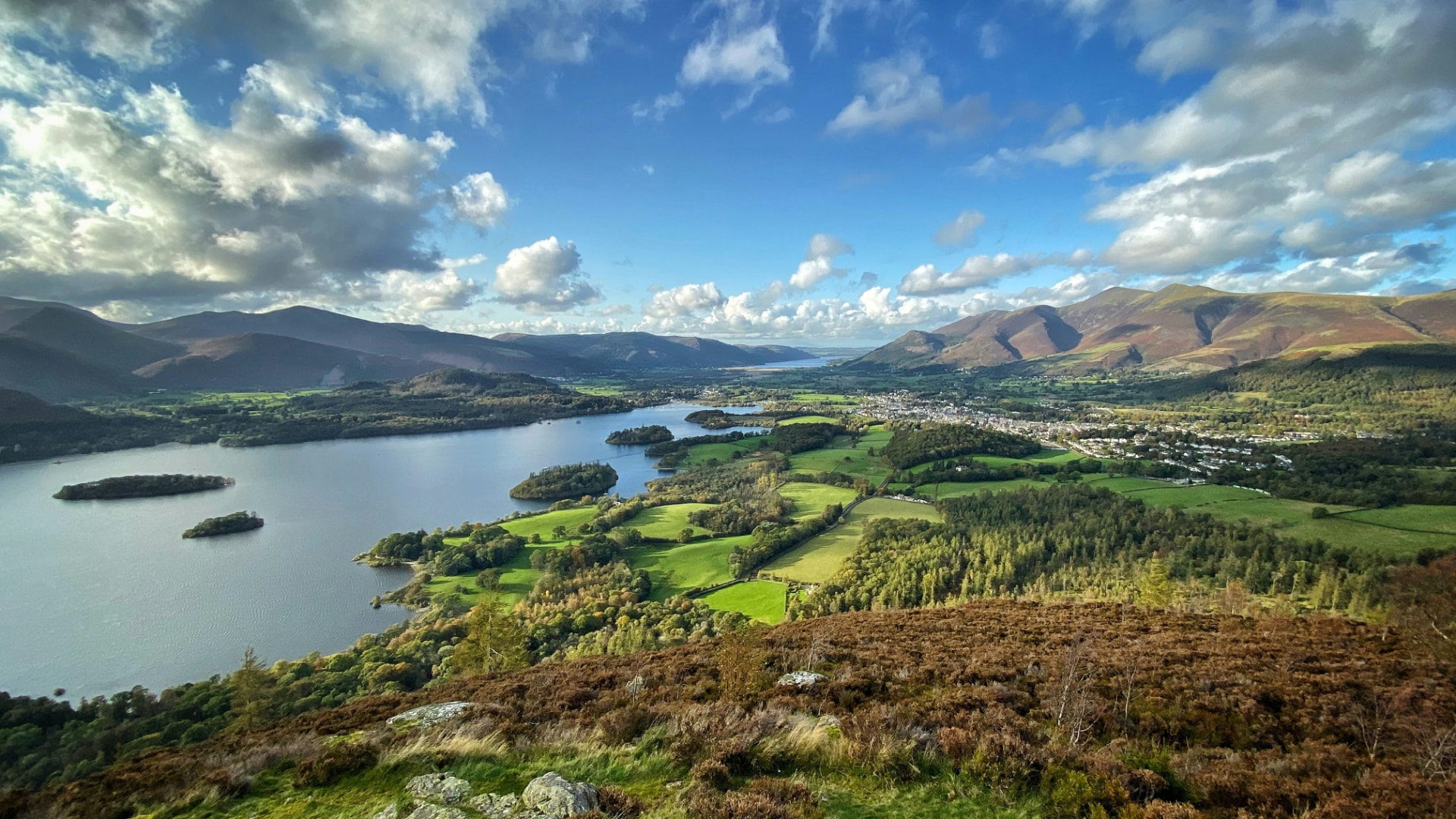Lake District — local landmark and streetscape